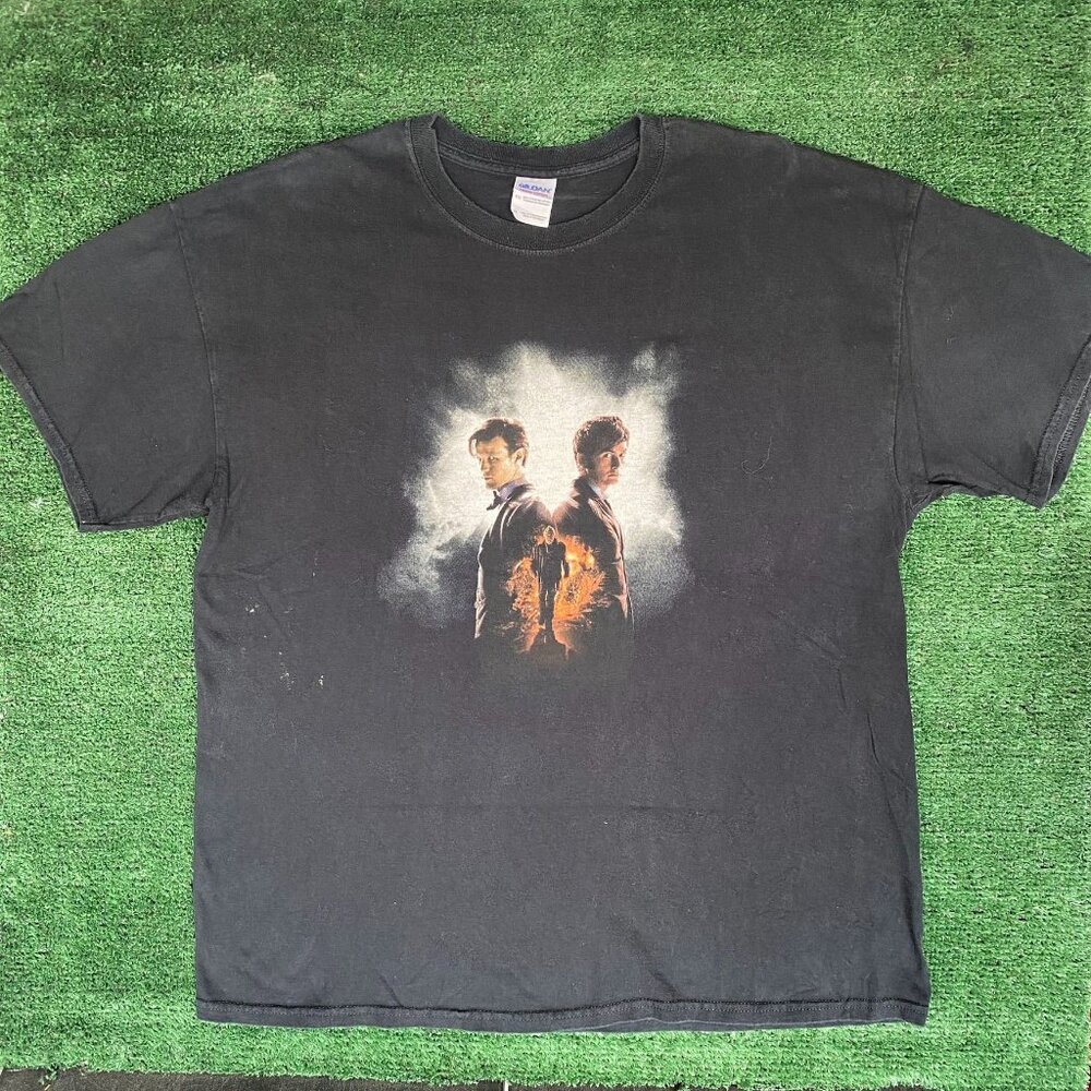 Vintage Y2K Doctor Who Shirt Black Geek Retro Movie Film Tee